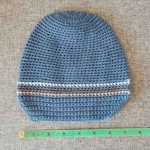 ⭐HOST PICK! ⭐ NWOT Crochet Hat & Booties - Picture 6 of 7